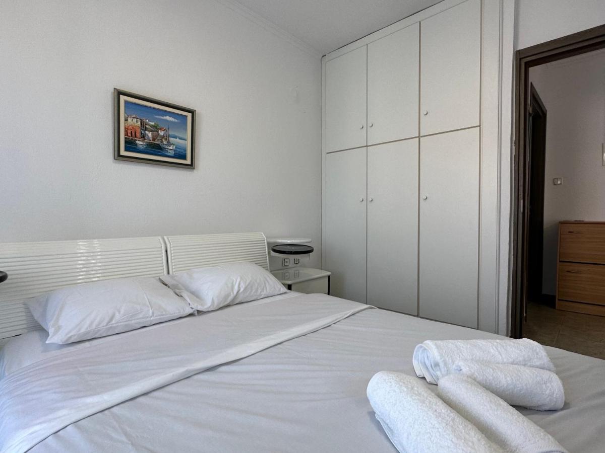 Emerald Seaside Apartment In Pefkohori Pefkochori Exteriör bild