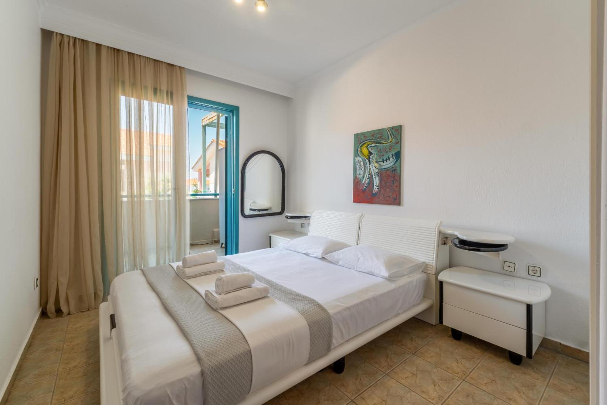 Emerald Seaside Apartment In Pefkohori Pefkochori Exteriör bild