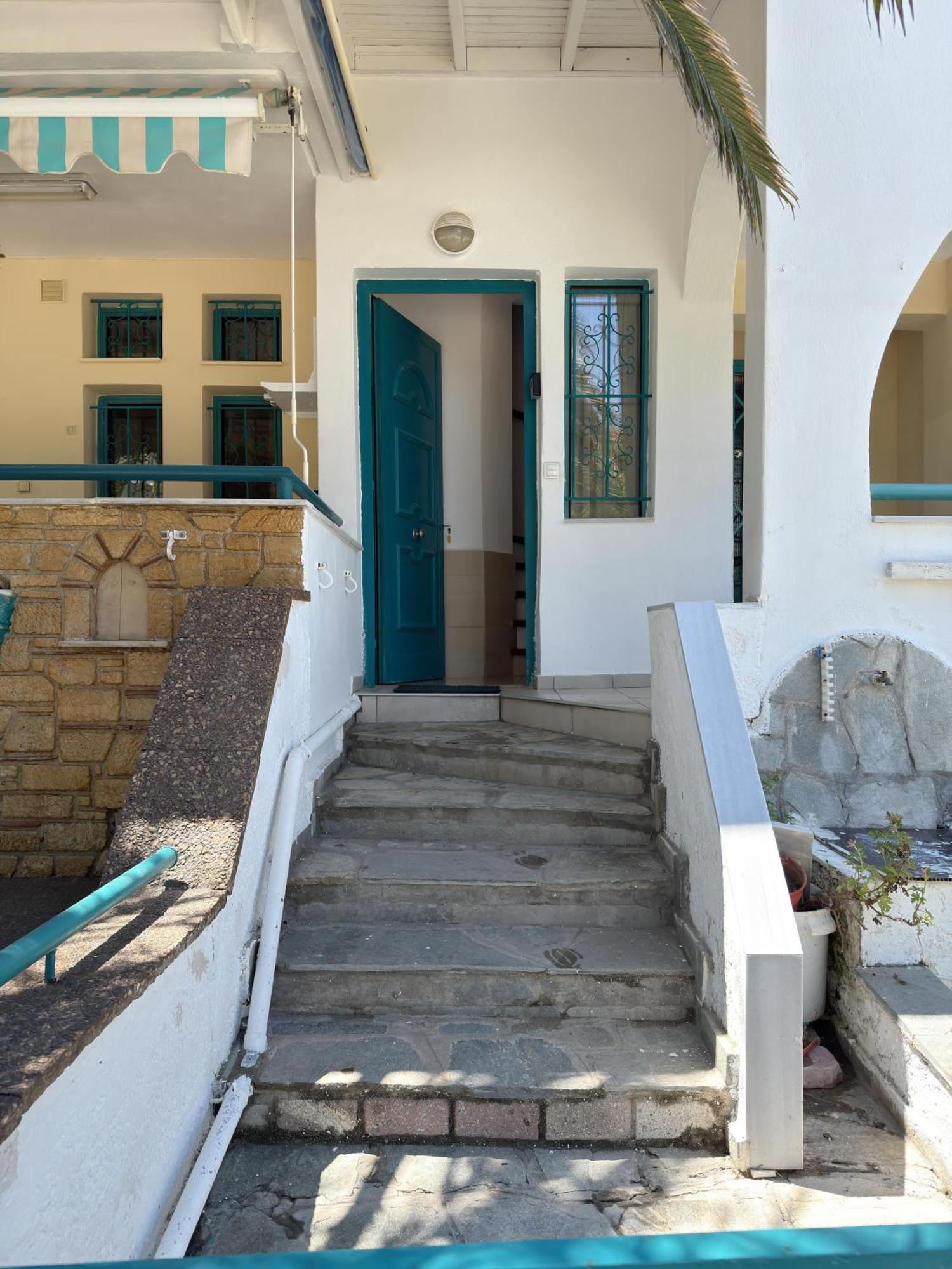 Emerald Seaside Apartment In Pefkohori Pefkochori Exteriör bild